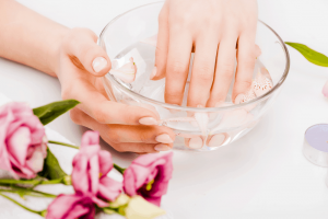 Best Manicure Bowl for Soaking Your Nails